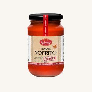 Sofrito (licht gebakken) tomatensaus, huisgemaakt, uit Catalonië, in een potje.