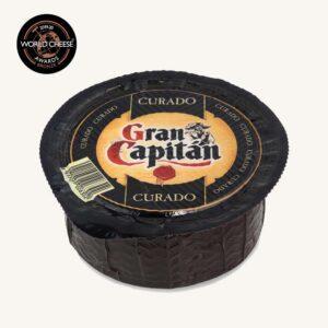 Gerijpte kaas van gemengde melk, middelgrote kaas van 860 gram.