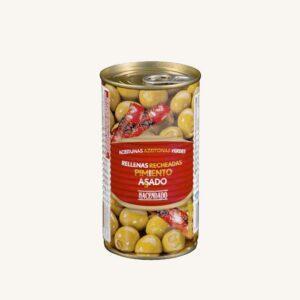 Groene manzanilla-olijven gevuld met geroosterde paprika (aceitunas rellenas de pimiento asado), blik