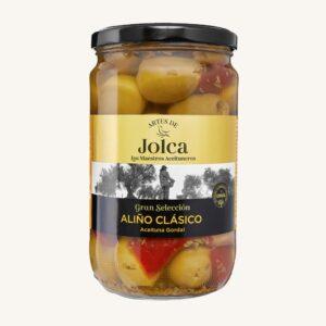 Klassieke, gekruide, ontpitte Gordal-olijven met knoflook en paprika, uit Sevilla, in een potje.