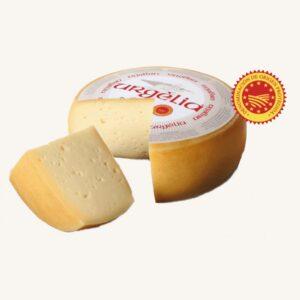 L´Alt D´Urgell y La Cerdanya DOP koeienkaas, wiel